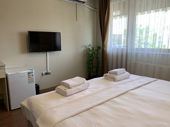 Bedroom 4, Akcay Zeytin Otel, Edremit