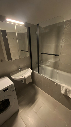 Bathroom 3, Atempo Residence, Budapesti