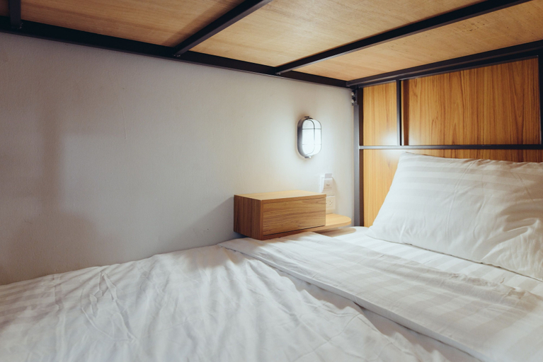 Bedroom 3, Peace Factory Hostel, Pom Pram Sattru