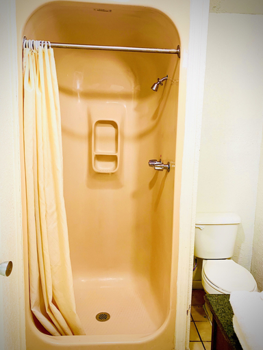 Bathroom, Embassy motel, Dallas