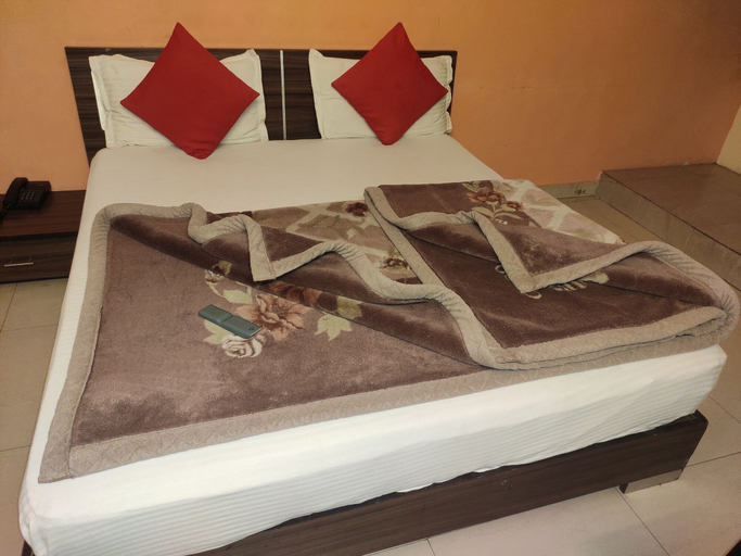 Bedroom 3, Hotel Trio Tourist, Delhi