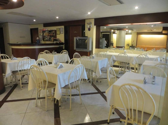 Food & Drinks 5, Paragon Suites, Cebu City
