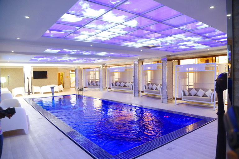 Sport & Beauty 3, The Wells Carlton Hotel and Apartments, AbujaMun