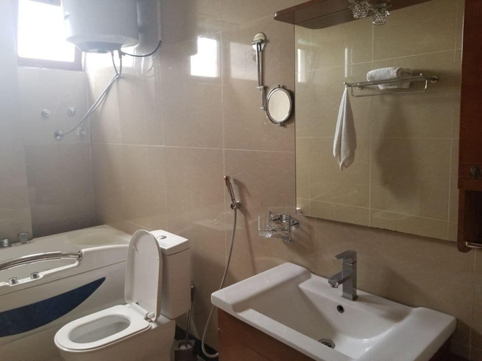 Bathroom 3, Sodere Hotel - AU, Addis Abeba