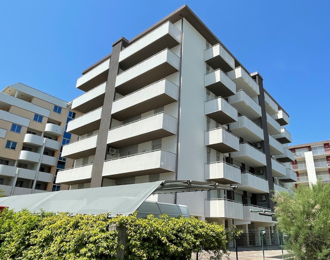 Others 4, Condominio Smeralda, Venezia