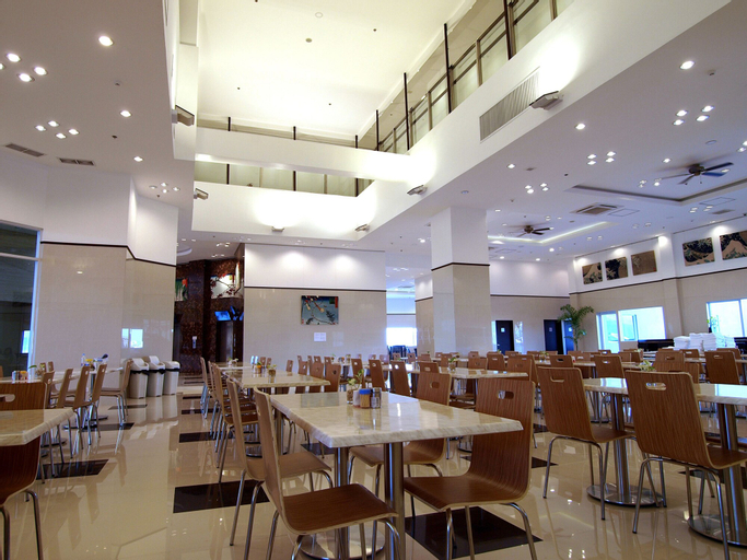 Food & Drinks 5, Toyoko Inn Cebu, Mandaue City