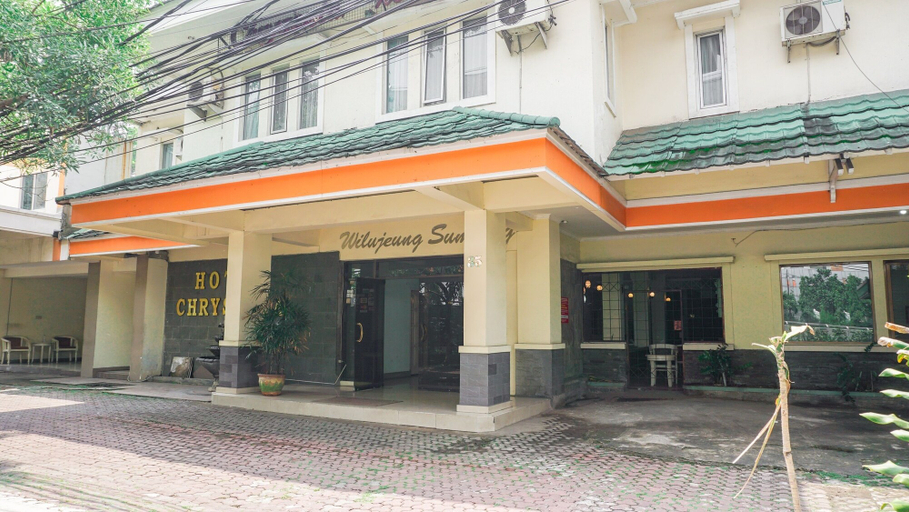 Exterior & Views 2, OYO 2085 Chrysanta Hotel, Bandung