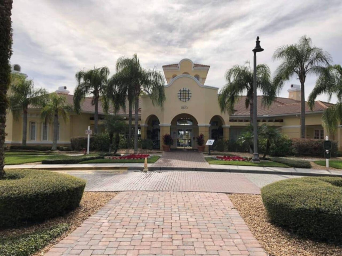 Exterior & Views 2, Tidecrest 144 · 3 Suites Near Convention, Universal, Disney, Orange