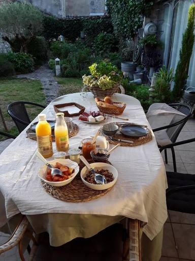 Food & Drinks 5, La Petite Maison, Lot-et-Garonne