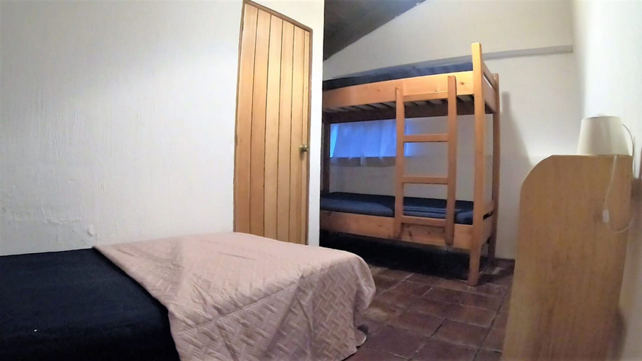 Bedroom 4, Lake House AT022, San Lucas Tolimán