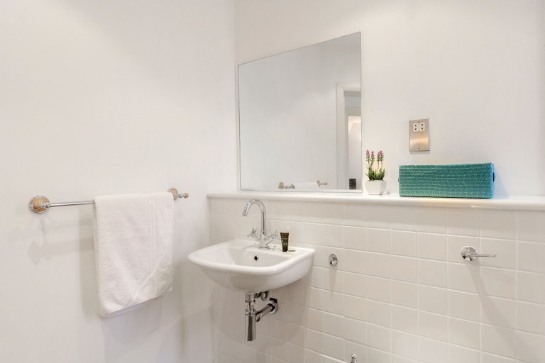 Bathroom 3, Roomspace Apartments -Groveland Court, London