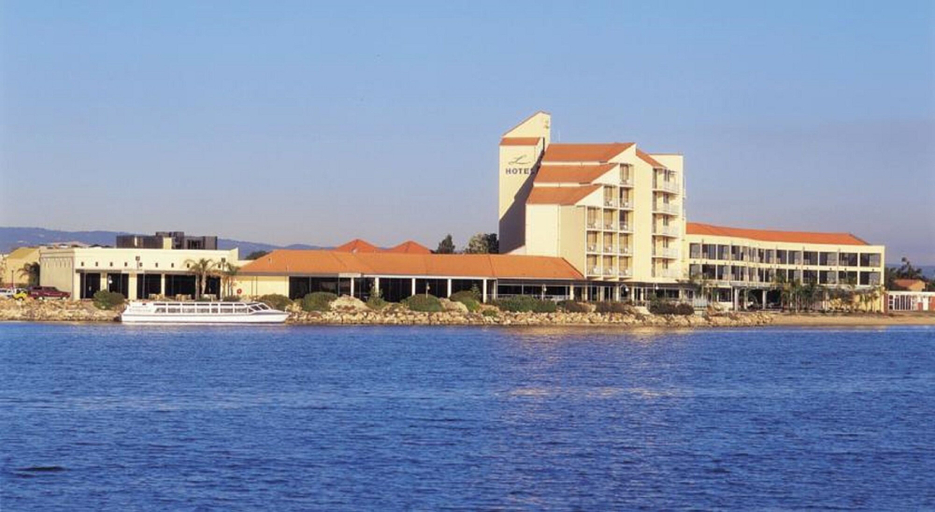 Exterior & Views 2, Lakes Hotel, Adelaide