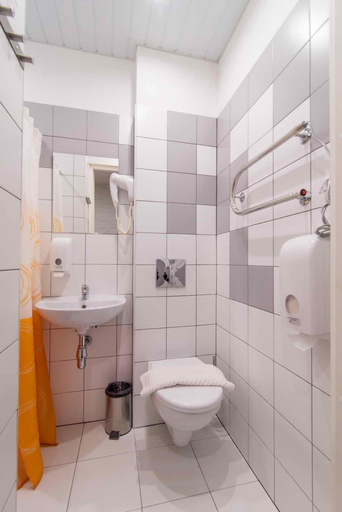 Bathroom 3, Travelto Kazanskiy 43, Sankt-Peterburg gorsovet
