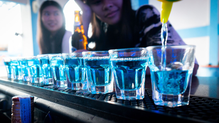 Food & Drinks 4, Bodega Party City Center Bangkok - Hostel, Wattana