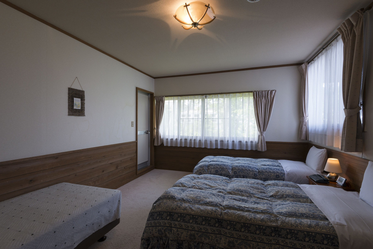 Bedroom 3, Maroudo, Iiyama
