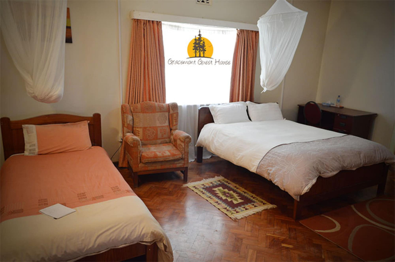 Bedroom 2, Gracemont Guesthouse, Kesses