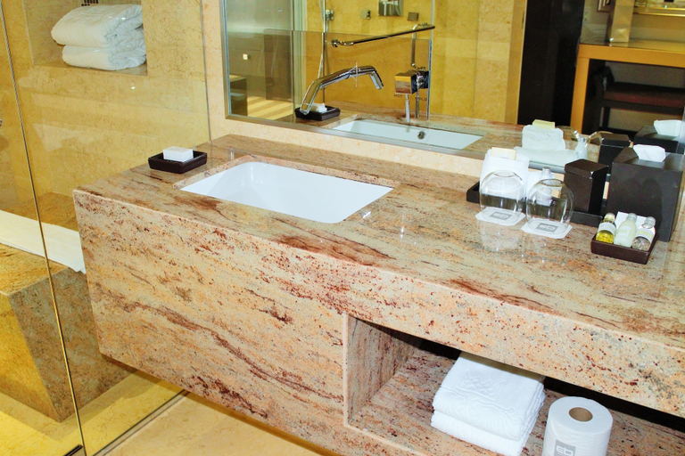Bathroom 5, EB Hotel Miami, Miami-Dade