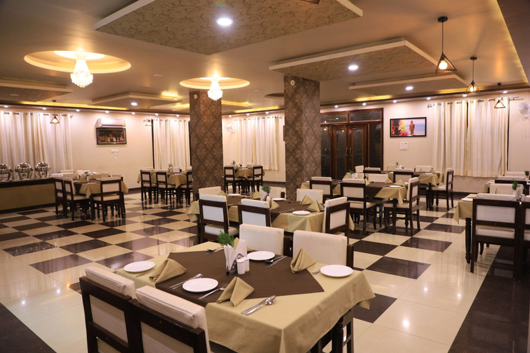 Food & Drinks 5, Hotel Pushkar Legacy, Ajmer