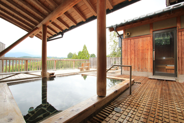 Sport & Beauty 5, Kafutei, Yamaga