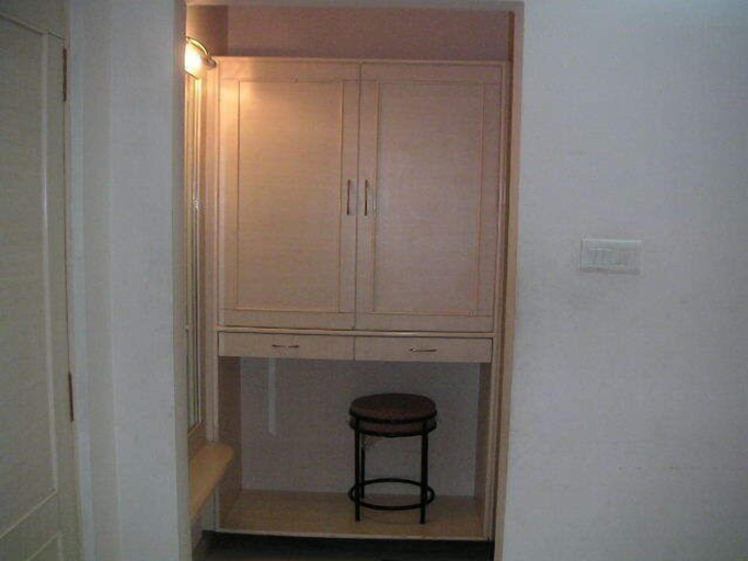 Bathroom, Hotel TARA International, Hyderabad