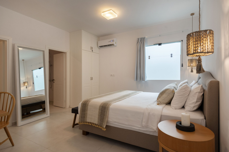 Bedroom 2, La Maltese Villas Santorini, South Aegean
