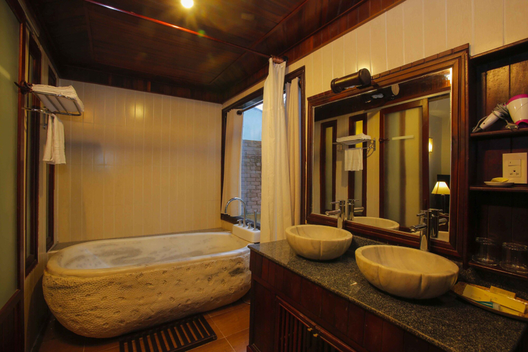 Bathroom 5, Hoi An Garden Villas, Da Nang