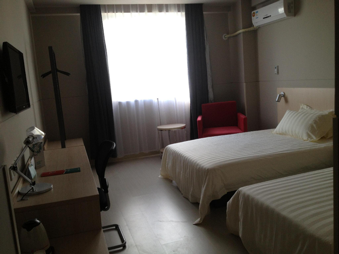 Jinjiang Inn Beihai Beibuwan Square Branch, Beihai