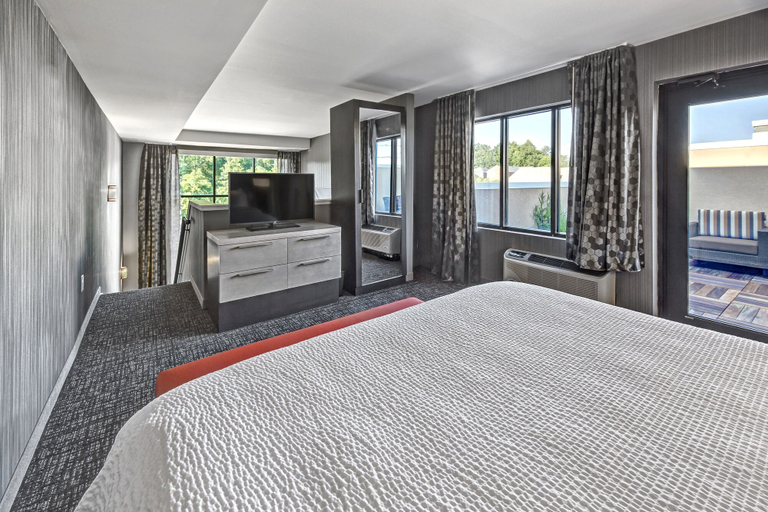 Bedroom 3, Courtyard by Marriott Oxford, Lafayette