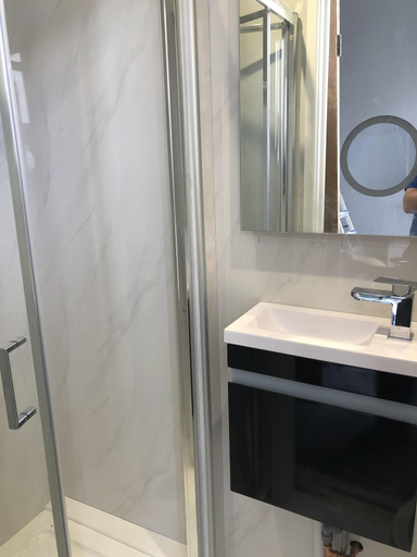 Bathroom 3, The Mowbray, East Sussex