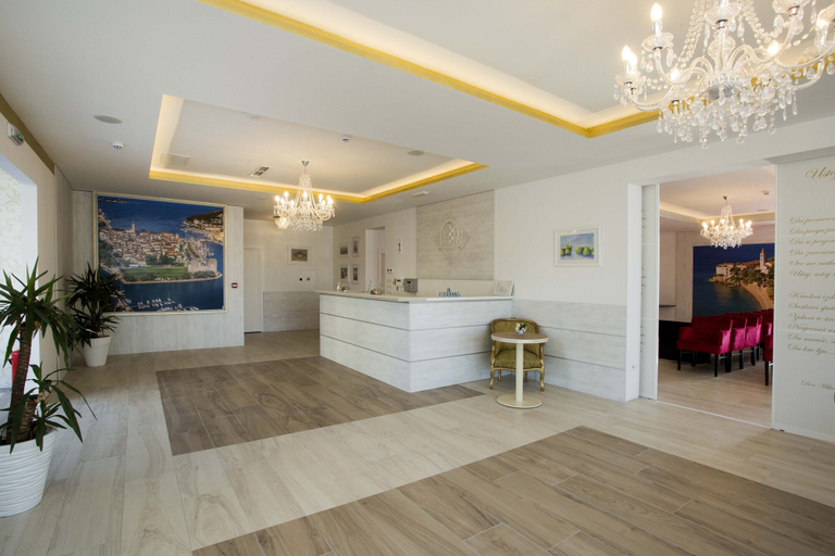 Others 5, Villa Sv Kriz, Trogir