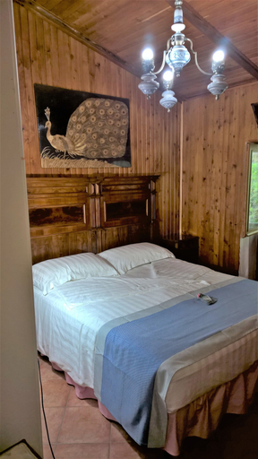 Room 3, The Garden Chalet, Sondrio