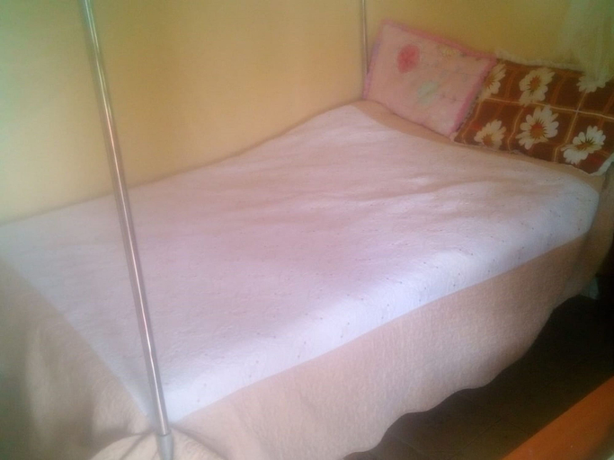 Bedroom 5, Dananne Hotel, Maragwa