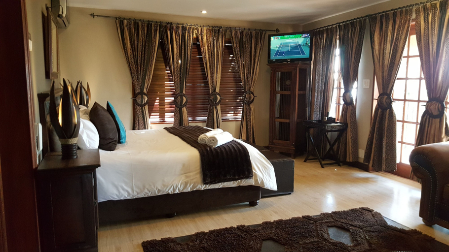 Bedroom 3, Waterfalls Boutique Hotel, City of Tshwane