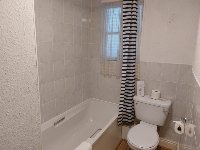 Bathroom 3, Lion Hotel Exmoor, Somerset