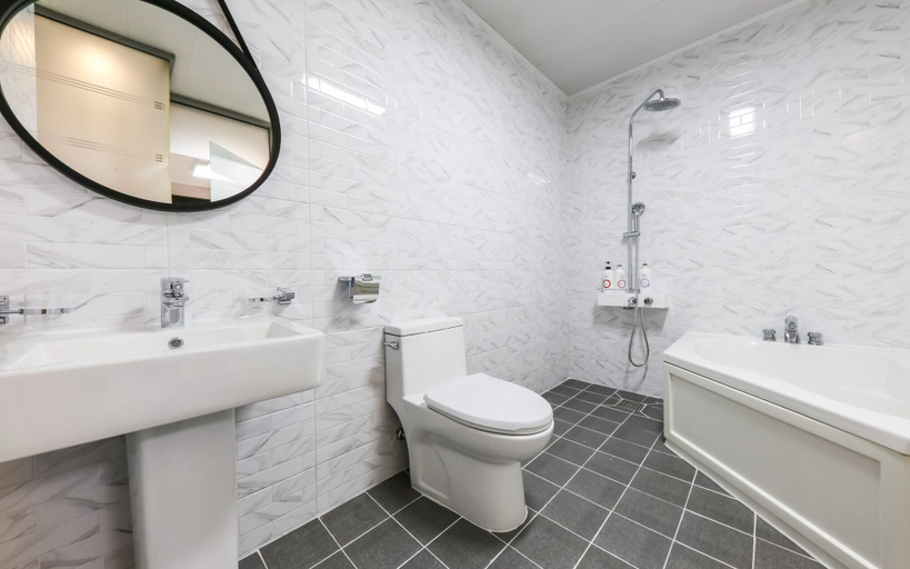 Bathroom 4, Cheonan DRAPA Hotel, Cheonan