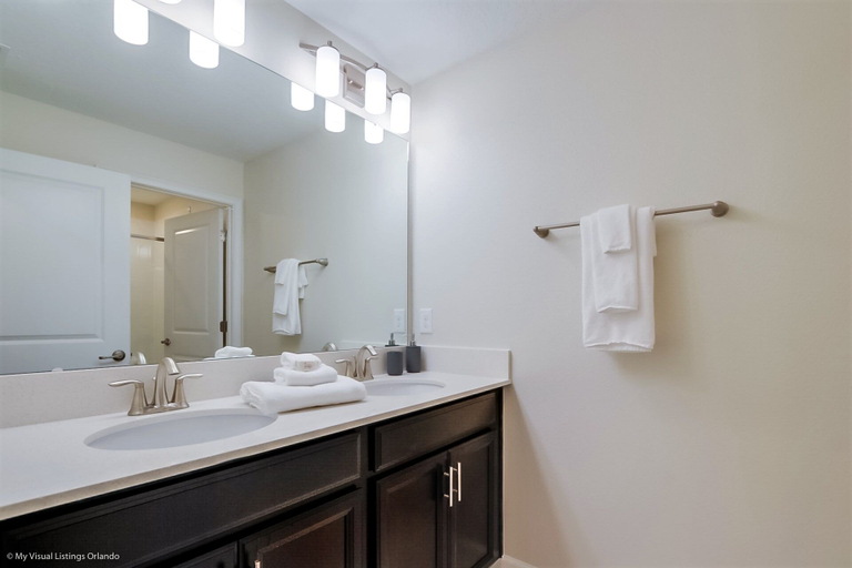 Bathroom 3, 1572sd00, Polk