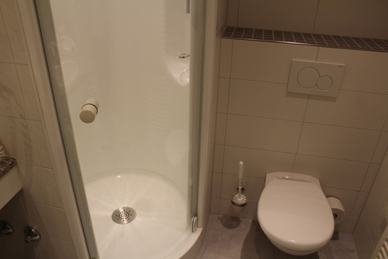 Bathroom 4, H+ Hotel Erfurt, Erfurt