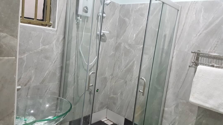 Bathroom, Lite Cottages, Mbarara