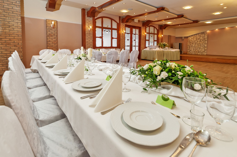 Food & Drinks 5, Hotel Szafran, Będzin