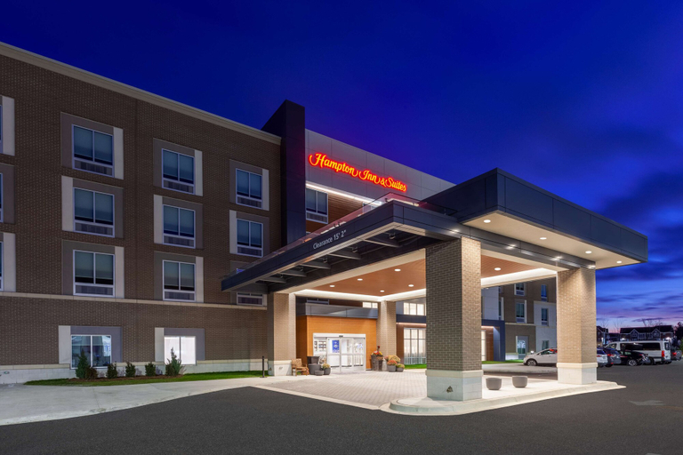 Exterior & Views 2, Hampton Inn & Suites Bloomfield Hills Detroit, Oakland