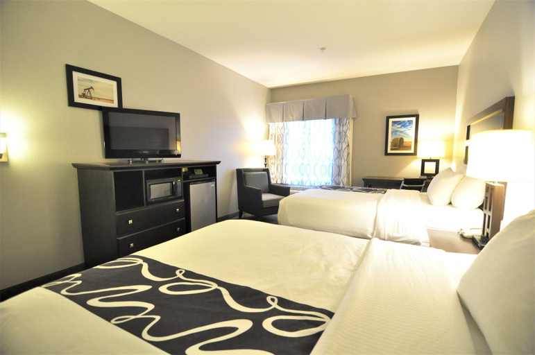 Bedroom 3, La Quinta Inn & Suites by Wyndham-Brookshire-West Katy, Waller