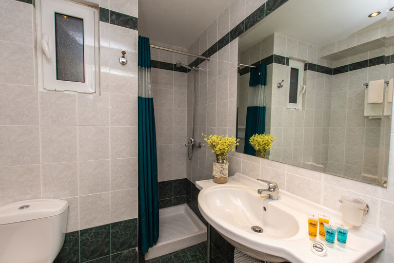 Bathroom 5, Mati Hotel, Attica