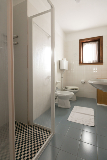 Bathroom 3, Residence Adele, Sondrio