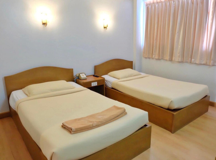 Bedroom 3, U-Thong Hotel, Muang Phitsanulok