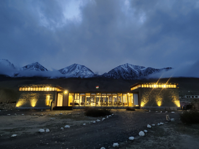 Exterior & Views 5, The Merak, Leh