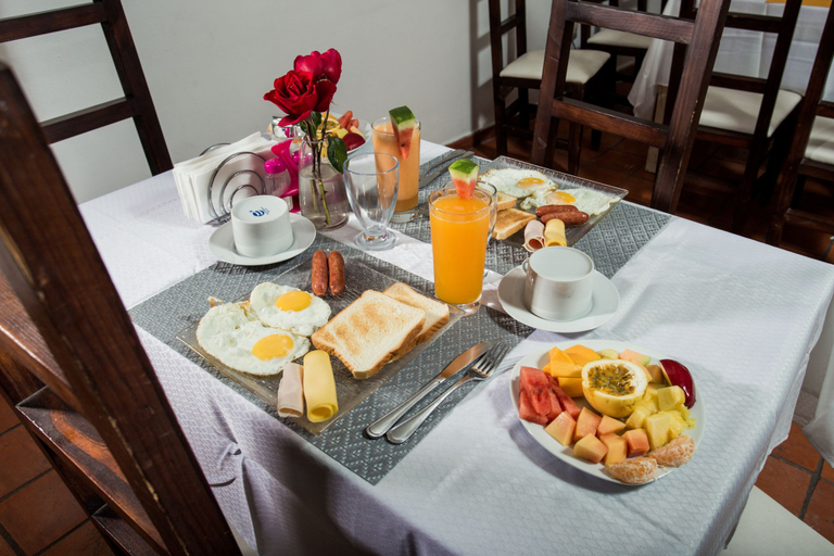 Food & Drinks, Hotel Portes 9, Distrito Nacional