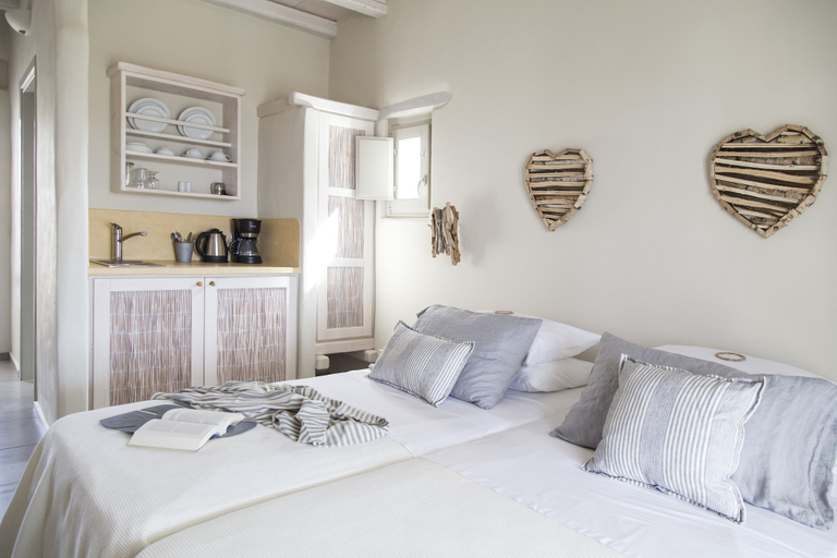 Bedroom 3, Portes Houses, South Aegean
