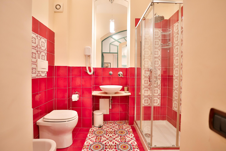 Bathroom 5, Kriò Suite, Salerno