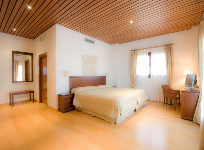 Bedroom 2, Hotel de Bodegas Hacienda Albae, Ciudad Real