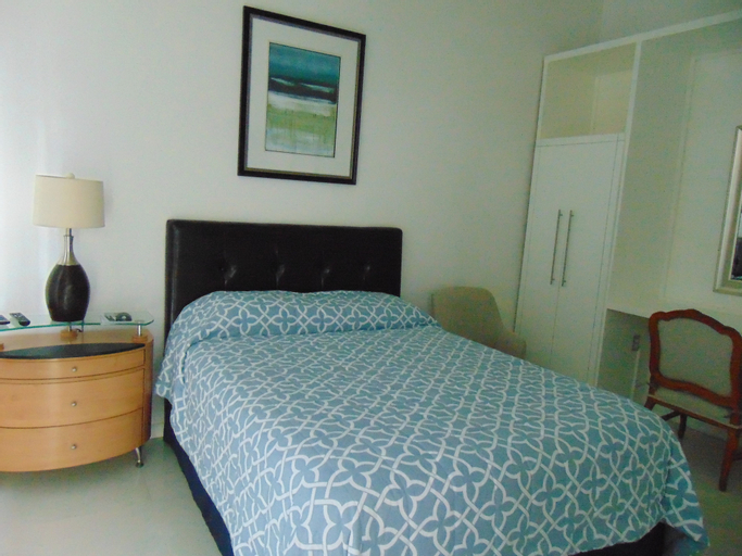 Bedroom 2, Modern Townhome Prime Location, Tijuana